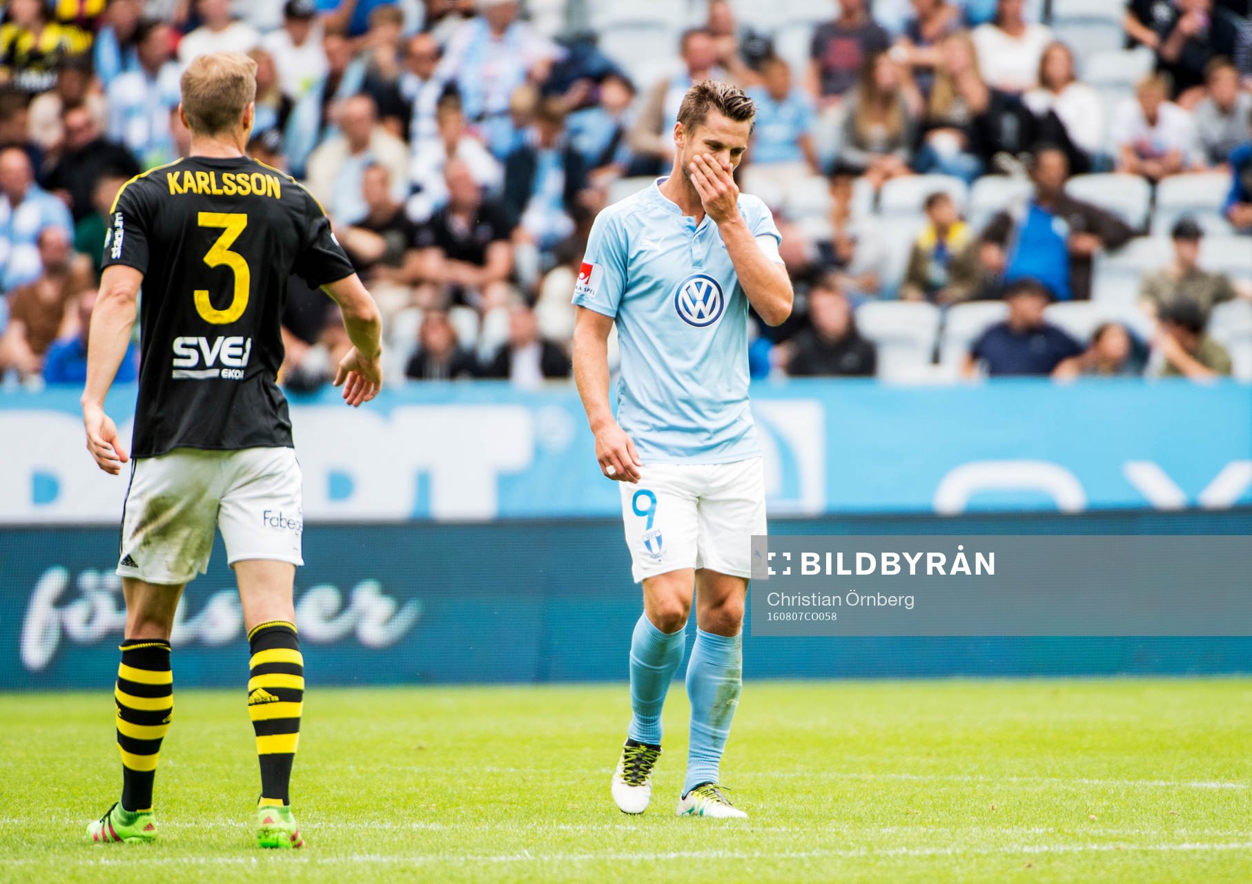 s Per Karlsson och Malmö FFs Markus Rosenberg som deppar