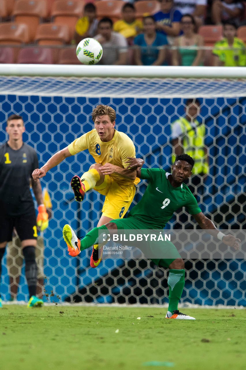 Sveriges Alexander Fransson och Nigerias Imoh Ezekiel