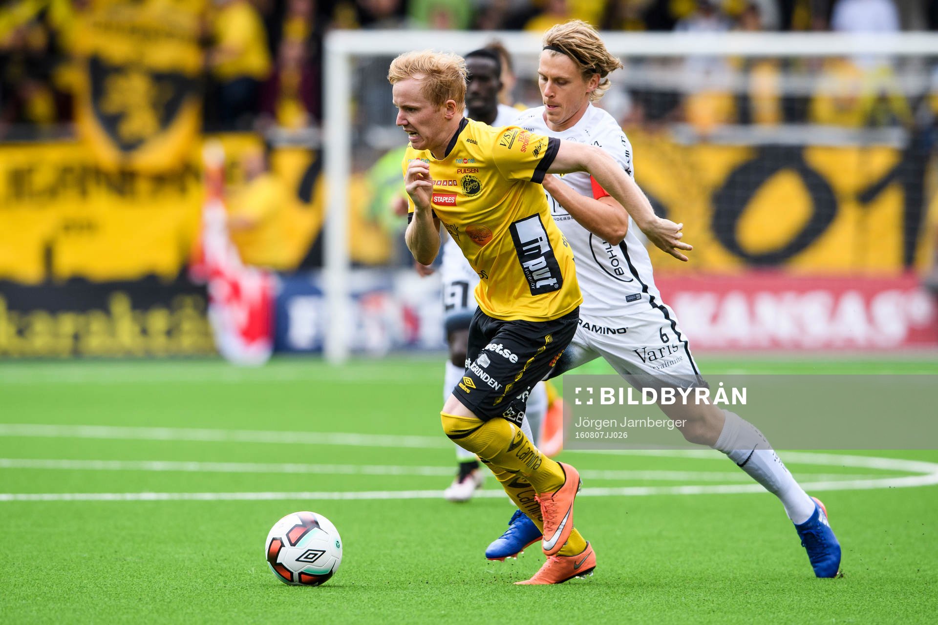 Elfsborgs Simon Lundevall och Häckens Rasmus Schuller