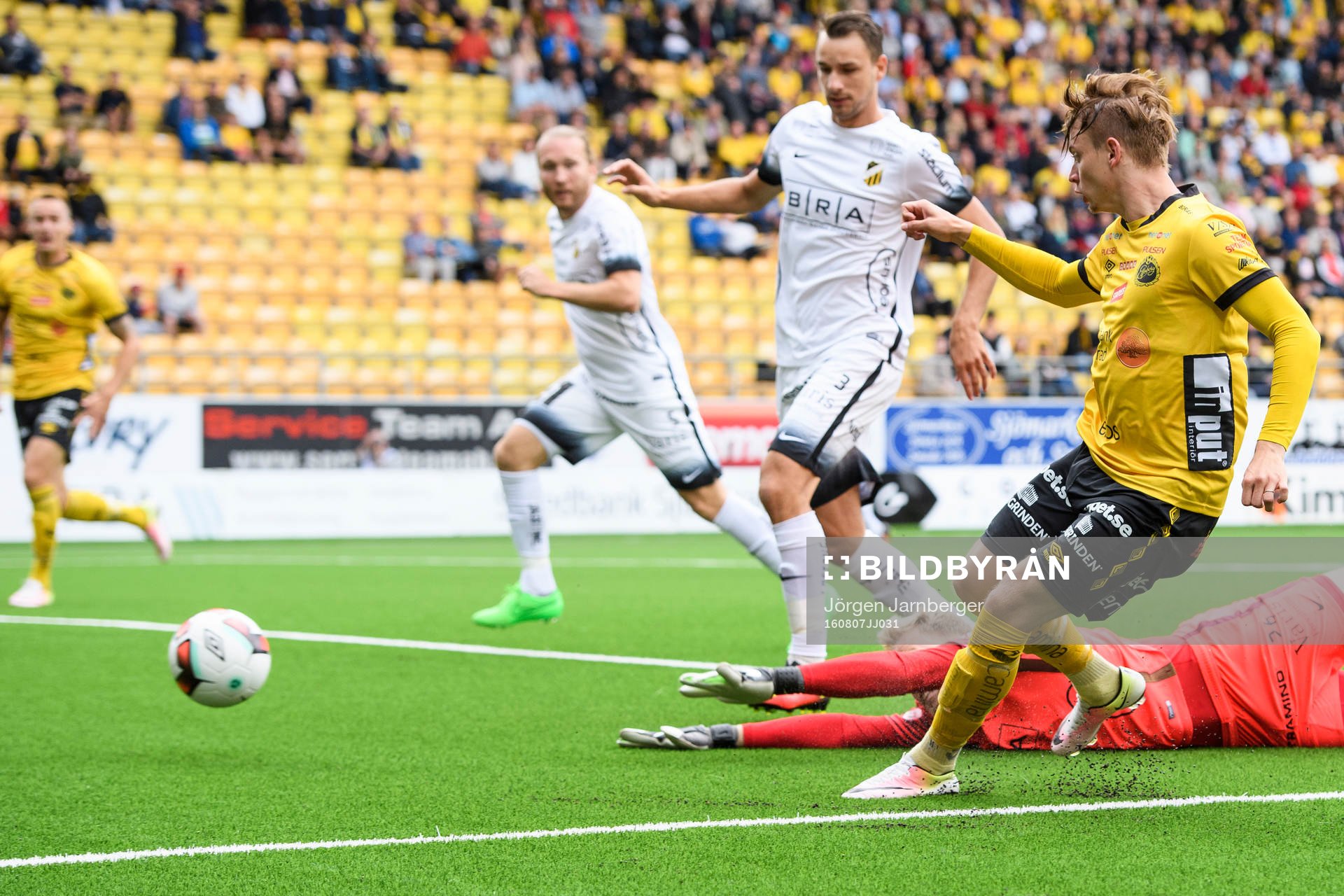 Elfsborgs Simon Hedlund gör 1-0