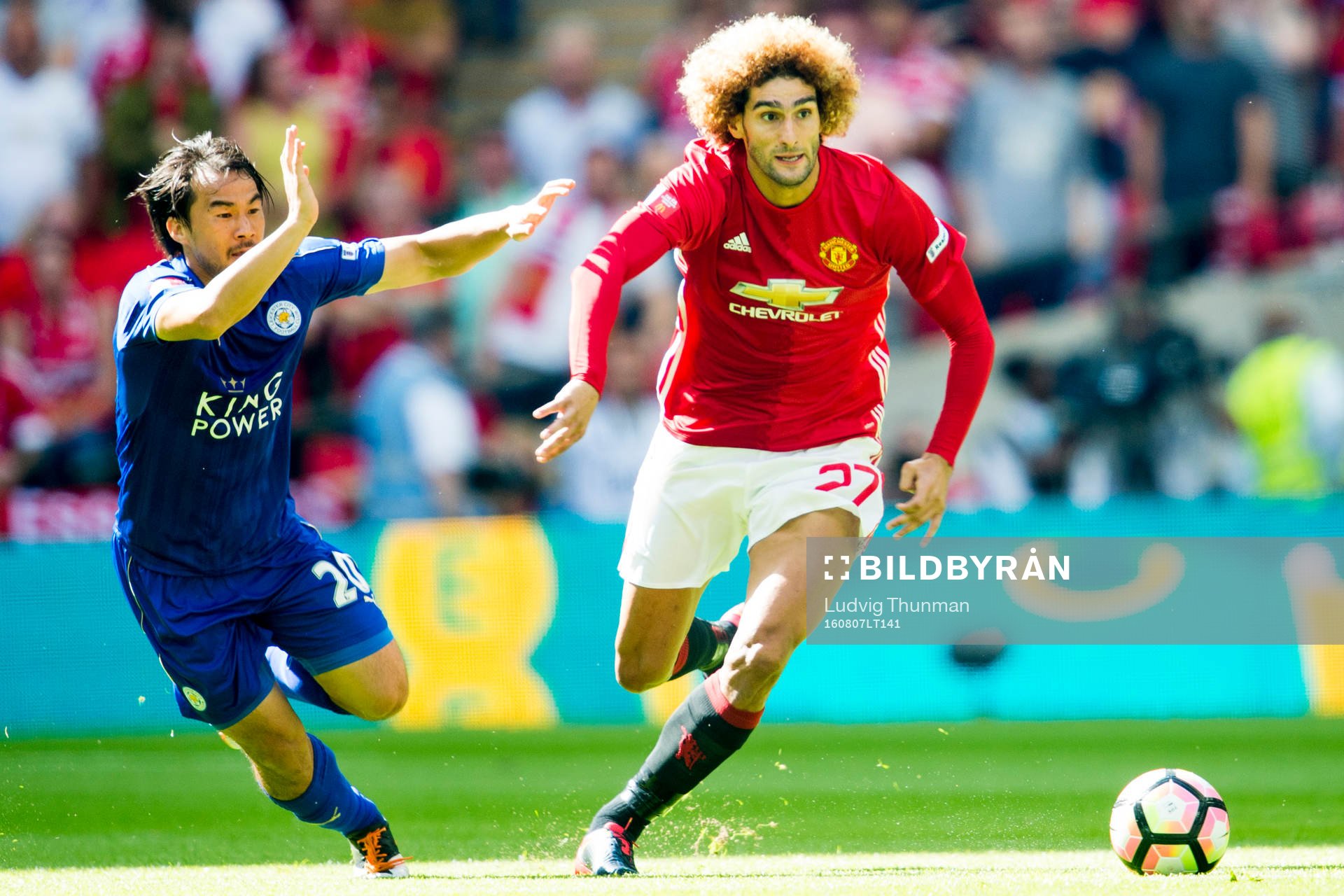 Leicester Citys  Shinji Okazaki jagar Manchester Uniteds