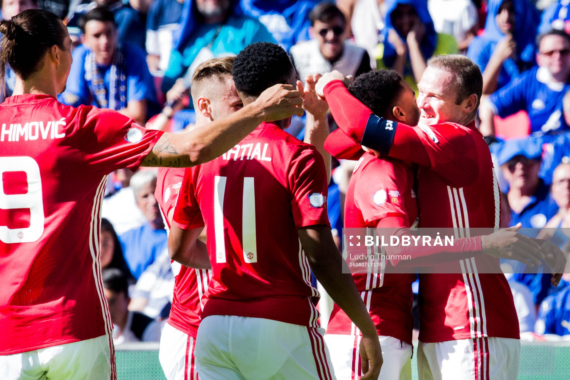 Manchester Uniteds Jesse Lingard firar han gjort 1-1 med