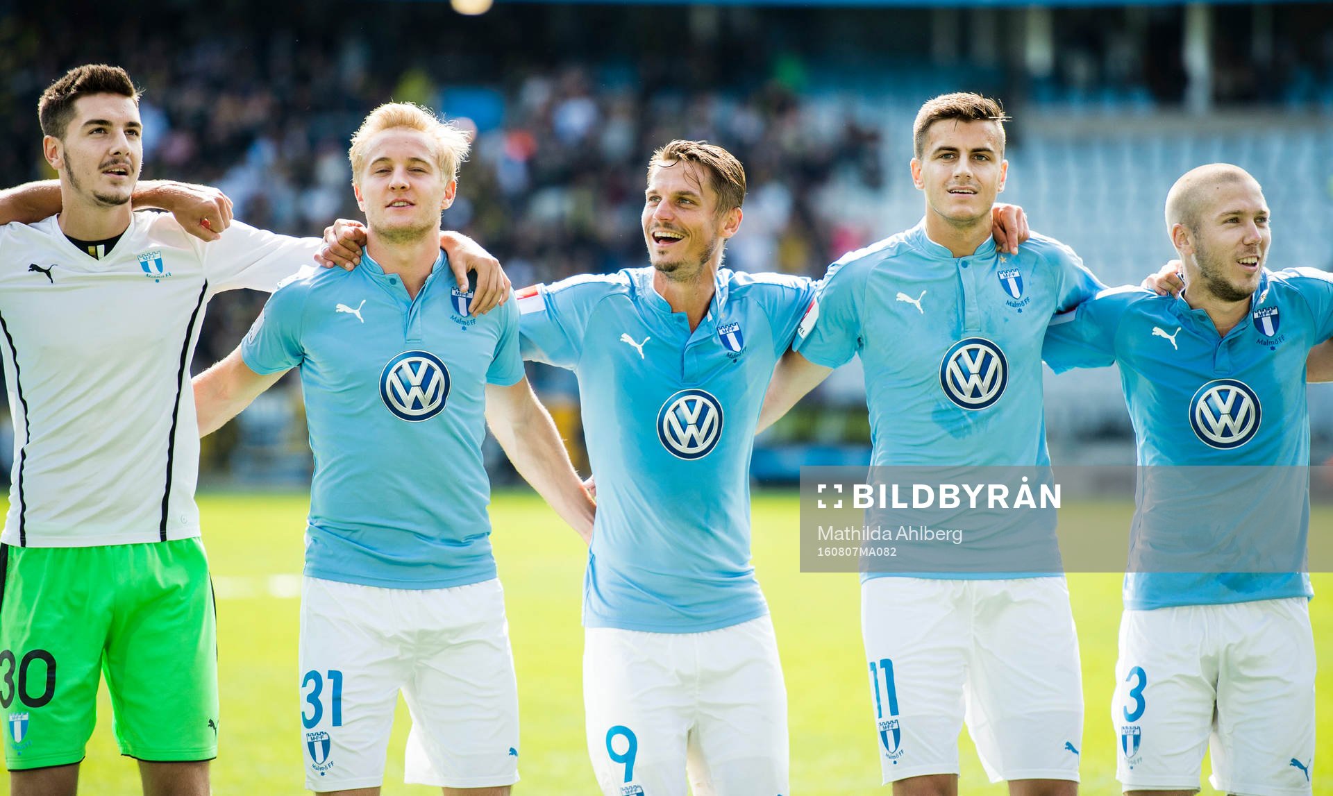 Malmö FFs spelare jublar efter 1-0 vinsten i fotbollsmatchen i Allsvenskan mellan Malmö FF och AIK den 7 augusti 2016 i Malmö.