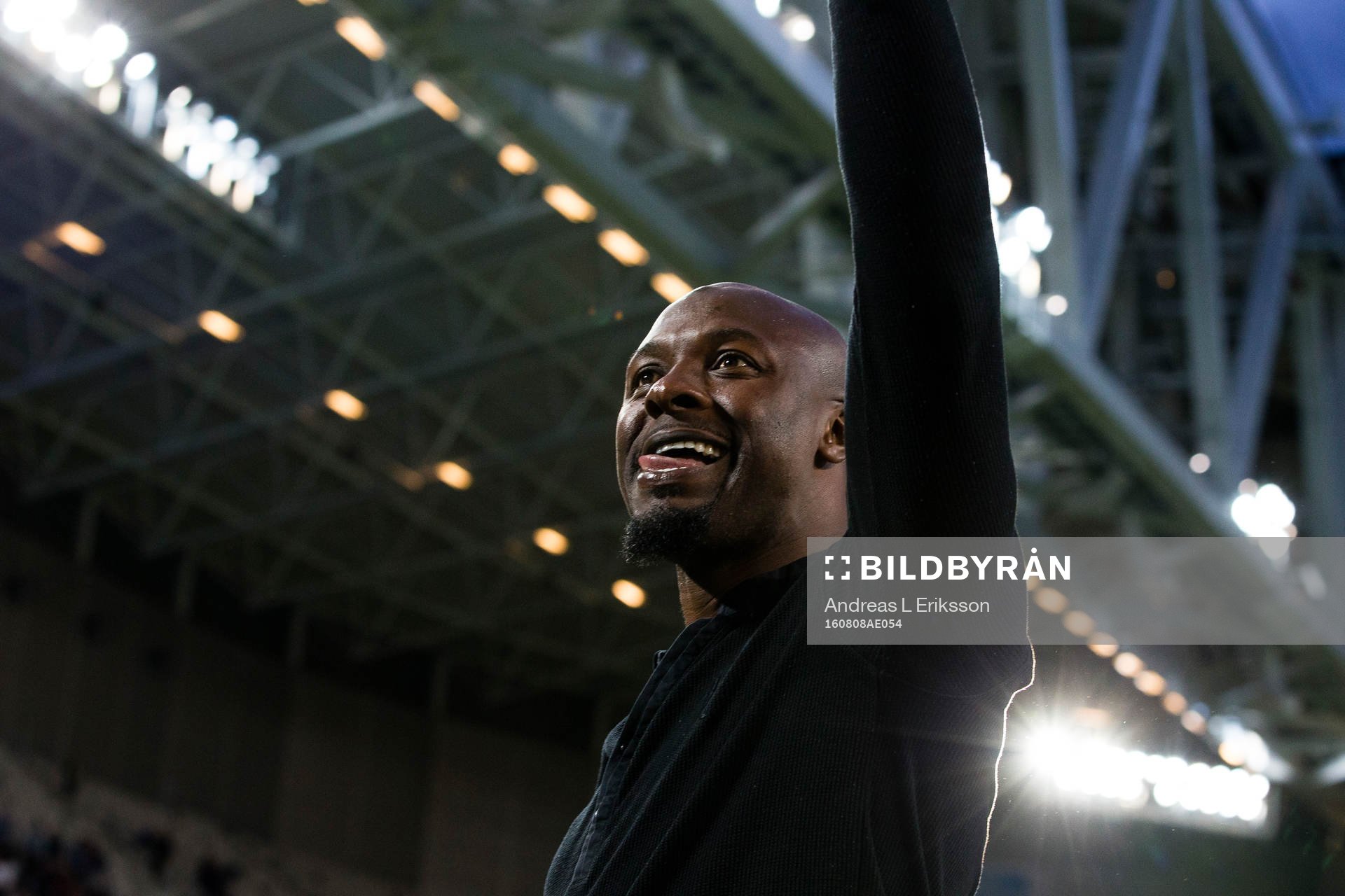 Djurgårdens tidigare målvakt Pa Dembo Touray jublar