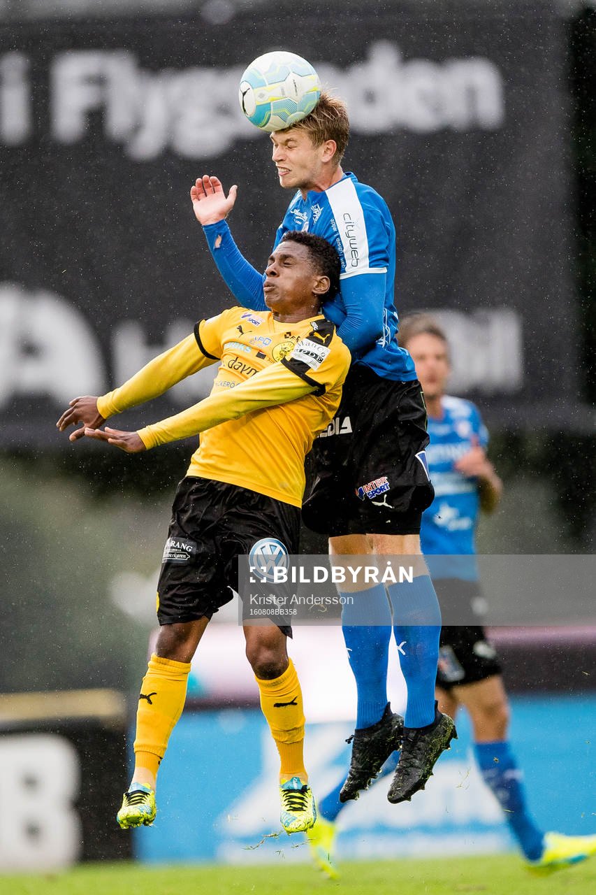 Frejs Dida Rashid och Halmstads Marcus Mathisen