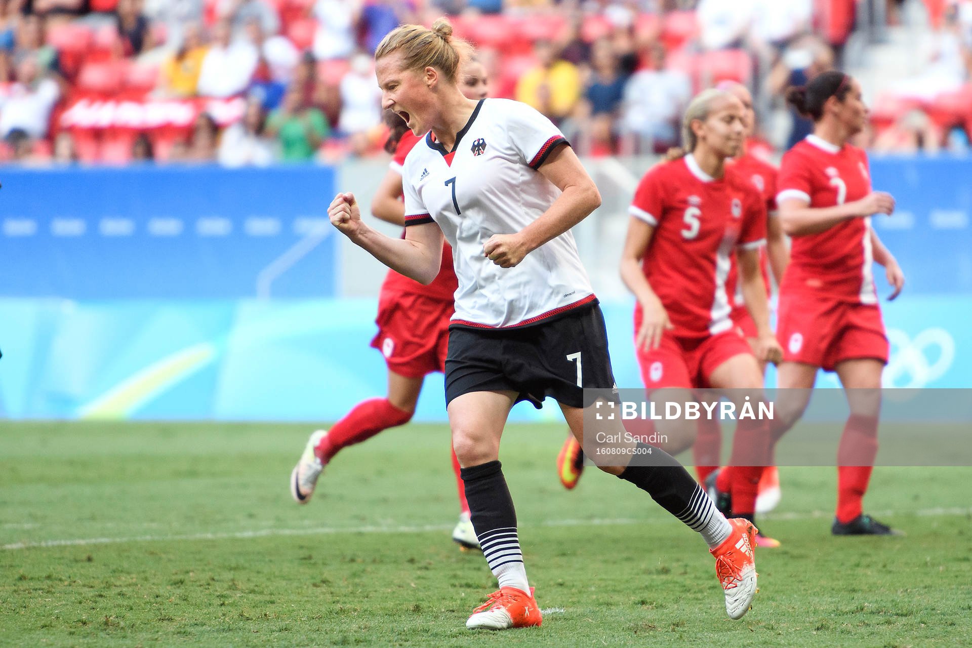 Tysklands Melanie Behringer jublar