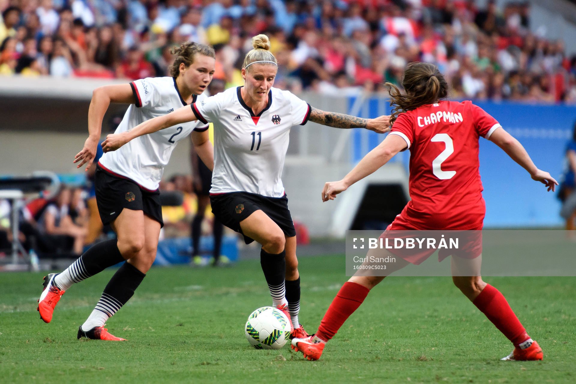 Tysklands Josephine Henning och Anja Mittag i
