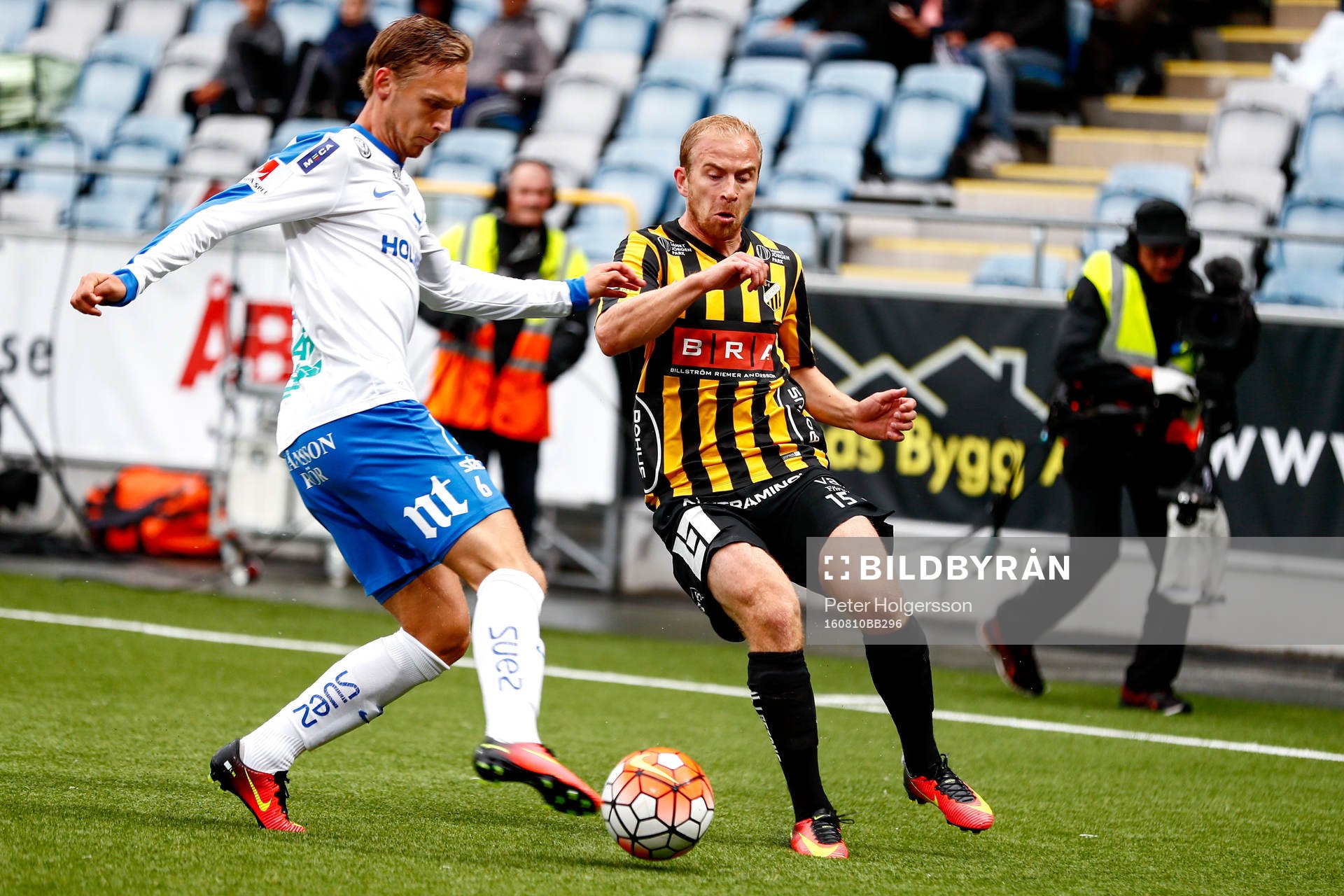 Norrköpings Linus Wahlqvist och Häckens Kari Arkivuo