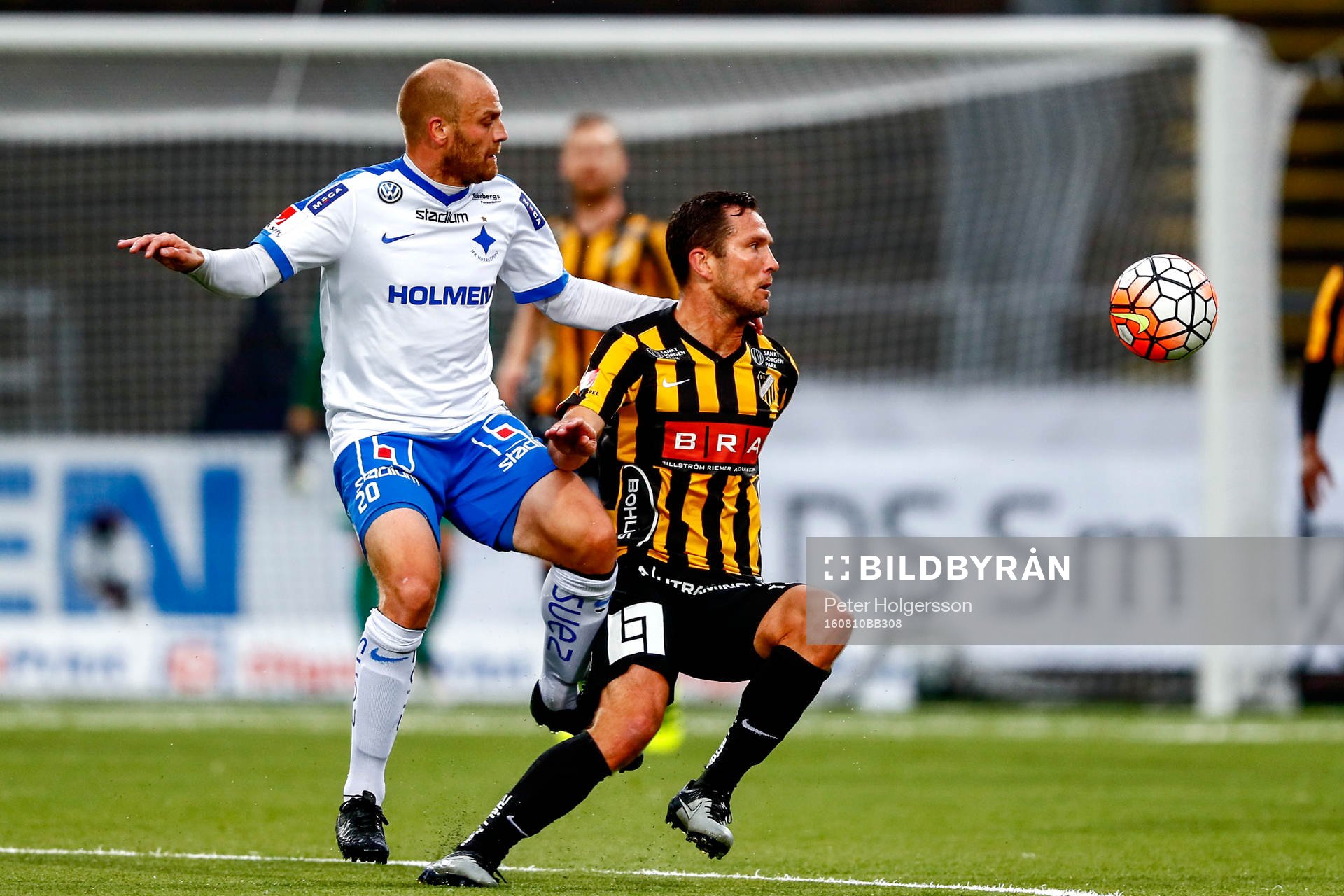 Norrköpings Daniel Sjölund och Häckens Martin Ericsson