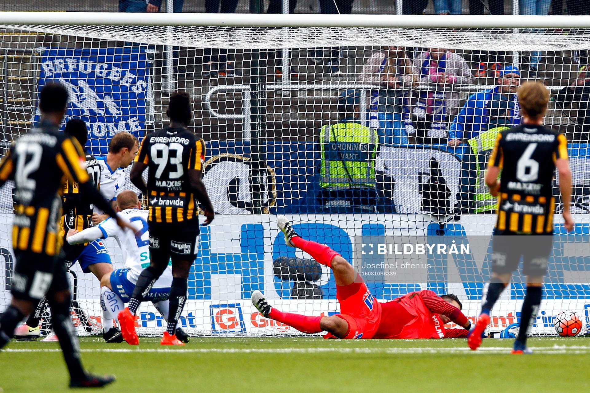 Häckens Nasiru Mohammed gör 0-1