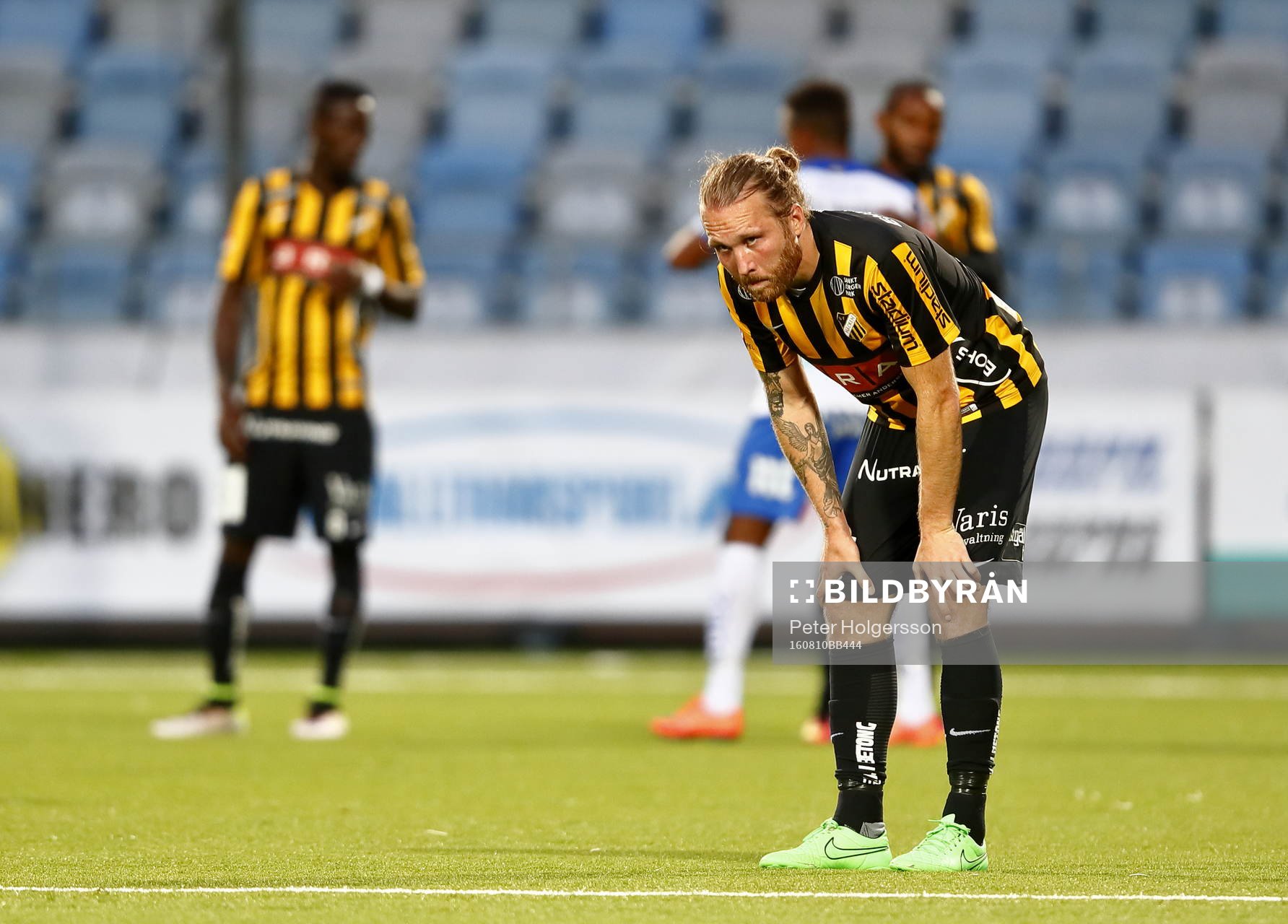 Häckens spelare deppar