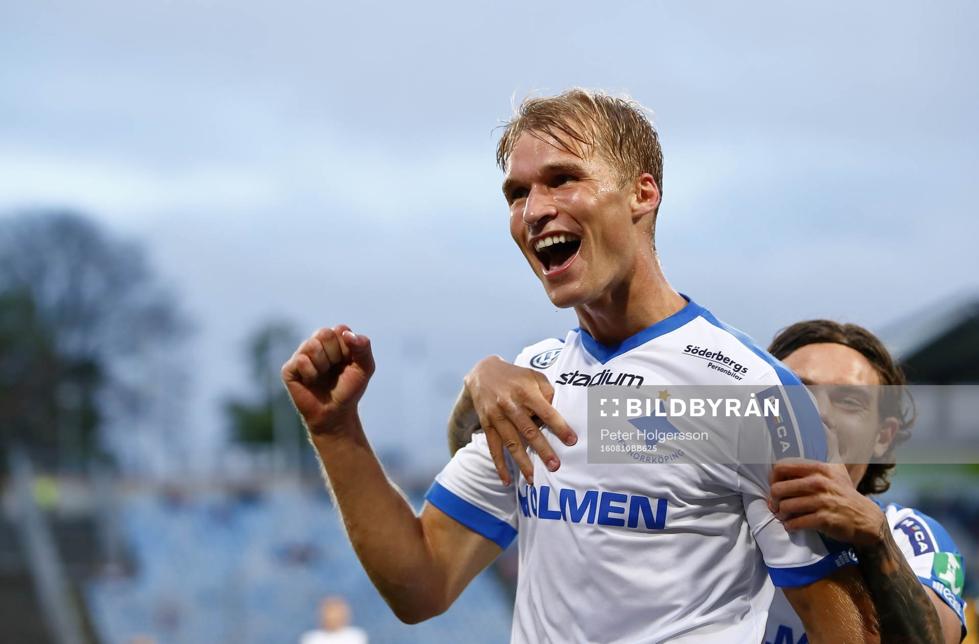 Norrköpings Sebastian Andersson jublar