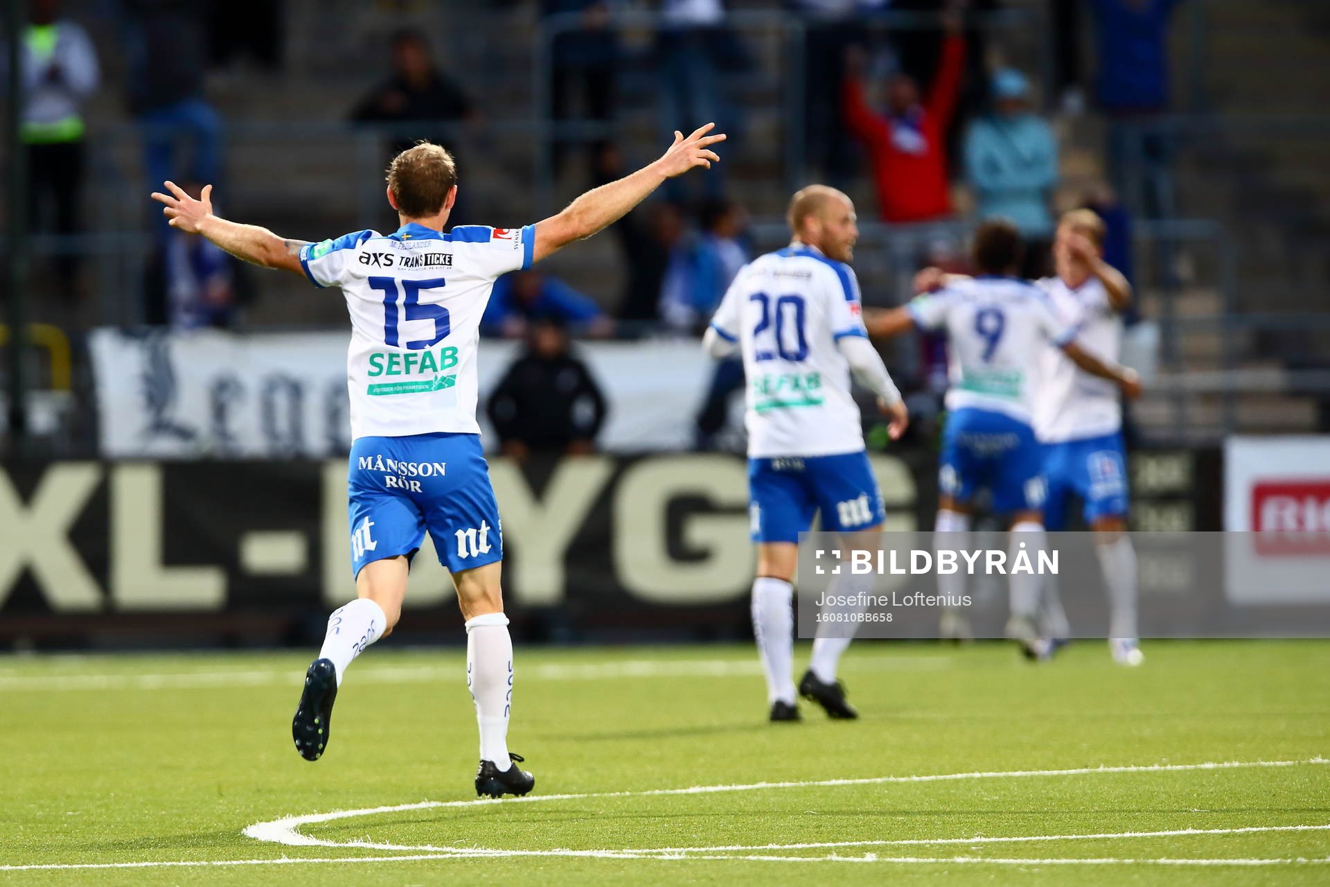 Norrköpings Marcus Falk Olander jublar