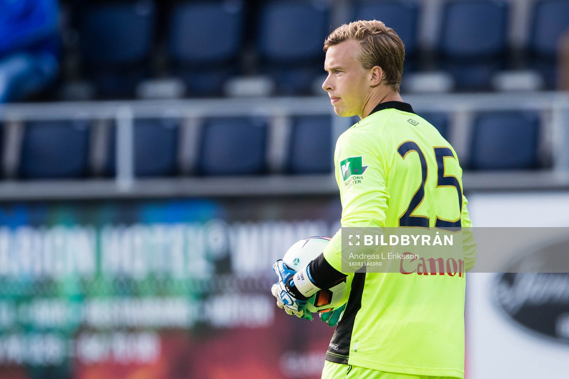 Gefles målvakt Andreas Andersson