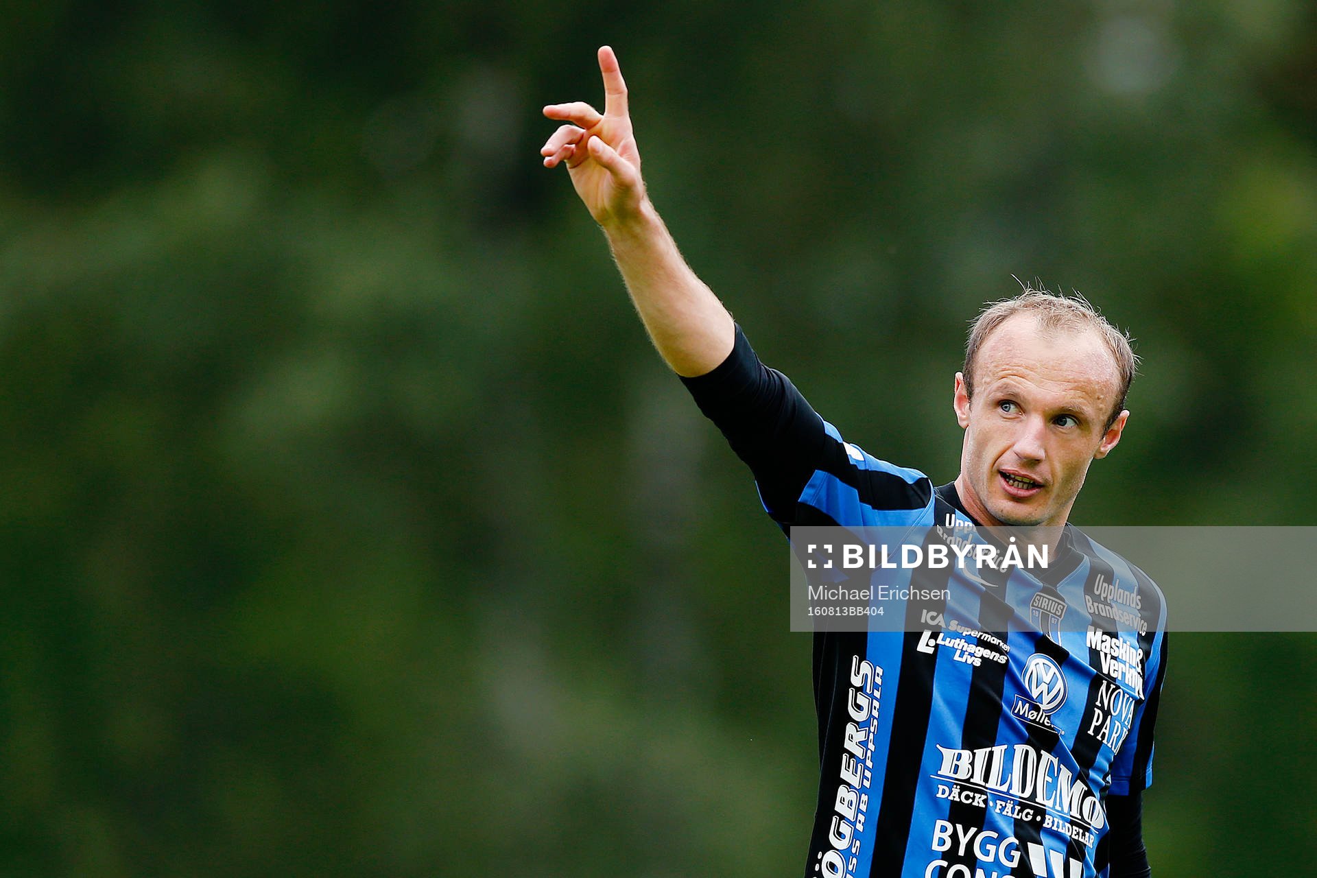 Sirius Dragan Kapcevic jublar efter 0-1 under fotbollsmatchen i Superettan mellan Ljungskile och Sirius den 13 augusti 2016 i Ljungskile.