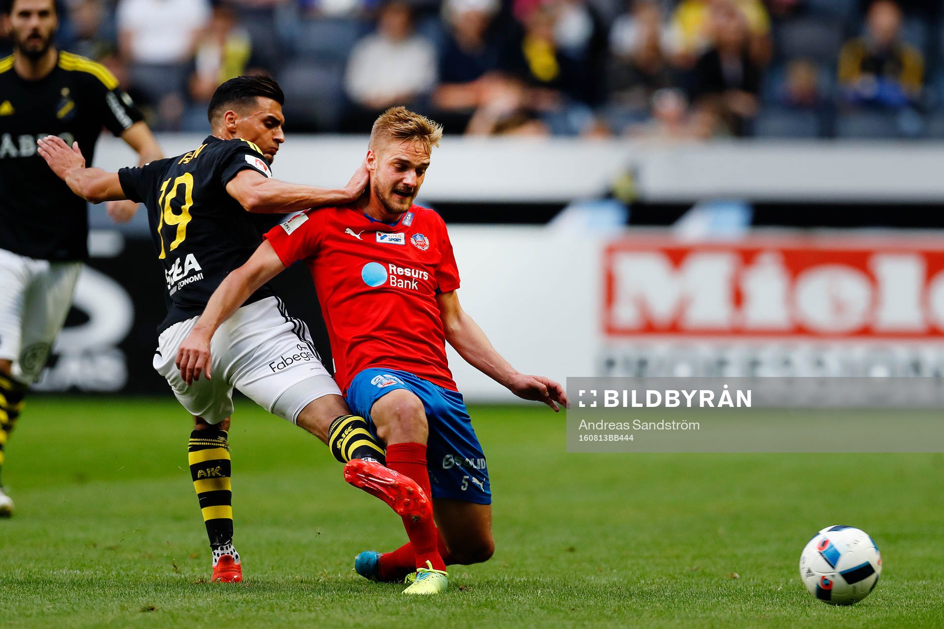 s Ahmed Yasin och Helsingborgs Johan Mårtensson