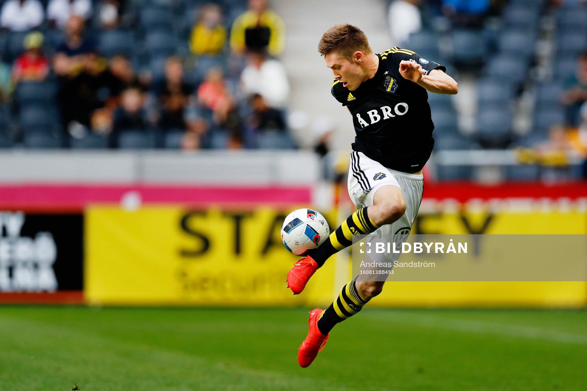 under fotbollsmatchen i Allsvenskan mellan AIK och