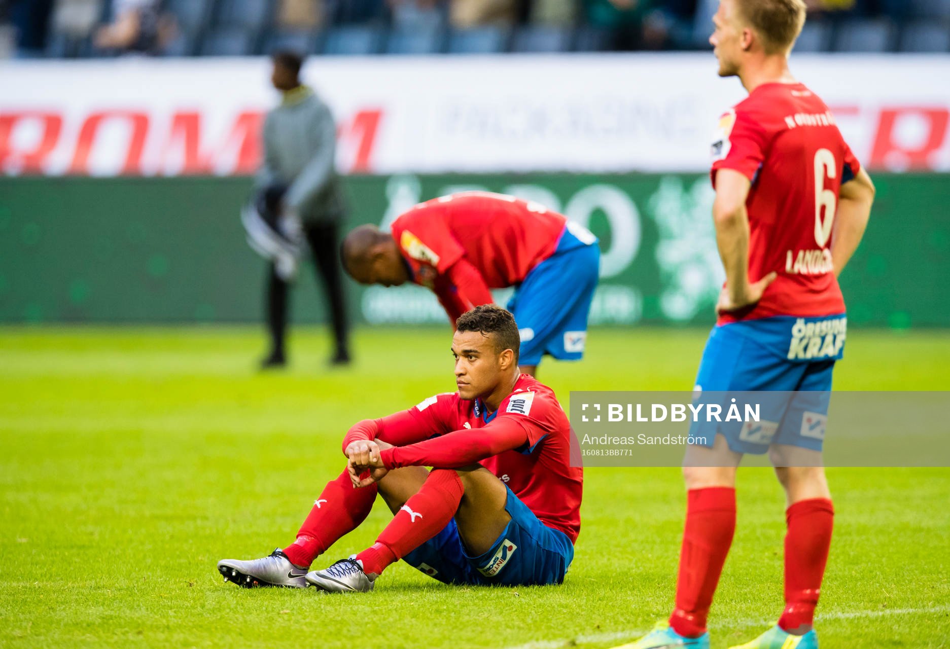 Helsingborgs Tyrell Rusike ser deppig ut