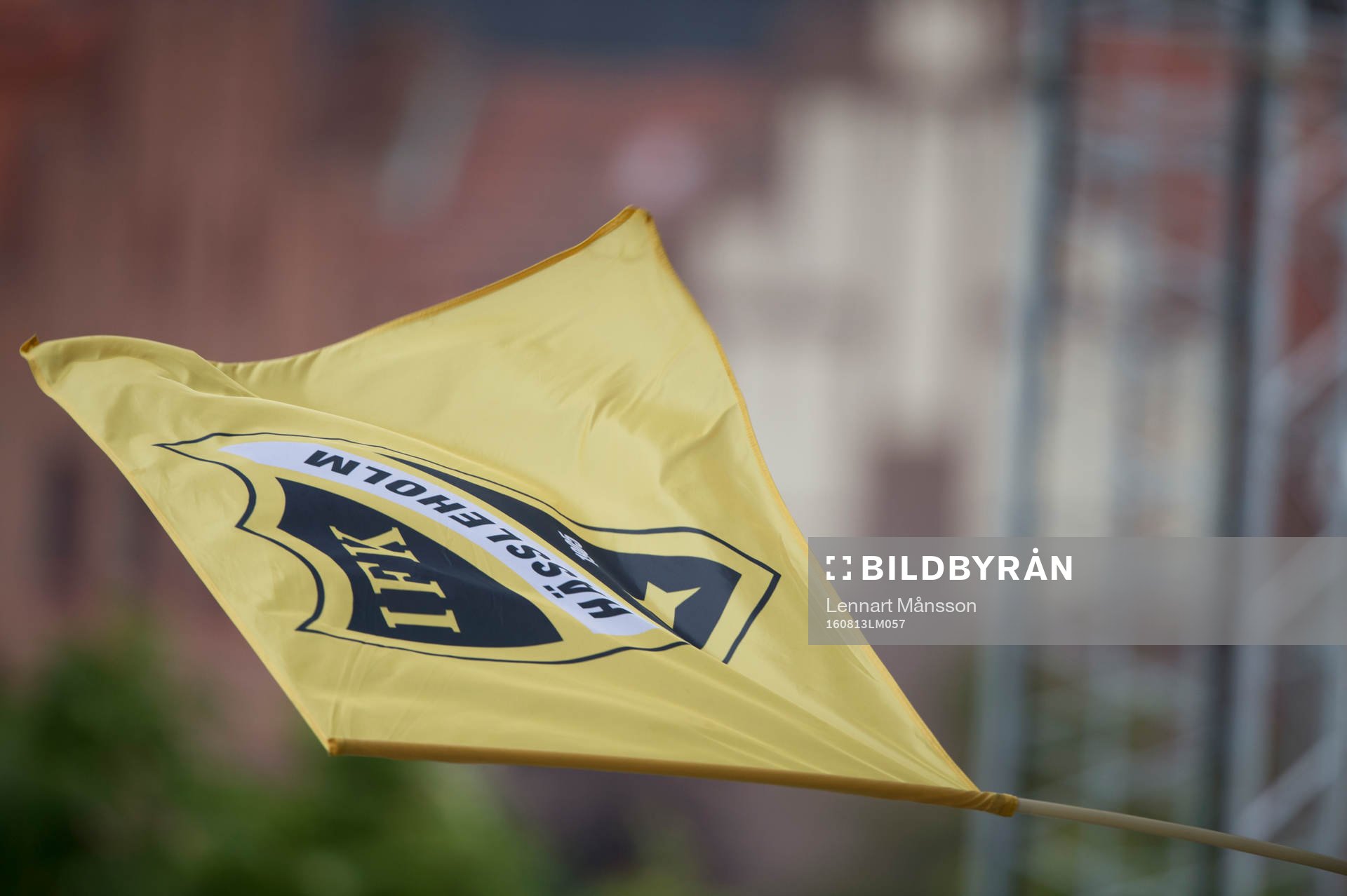 IFK Hässleholms flagga  i matchen i division 2 mellan IFK