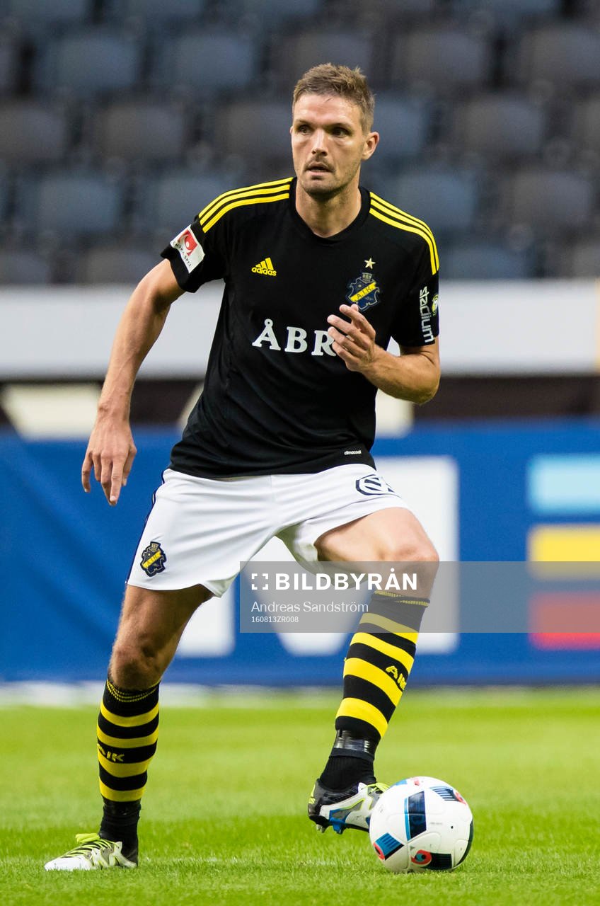 s Jos Hooiveld