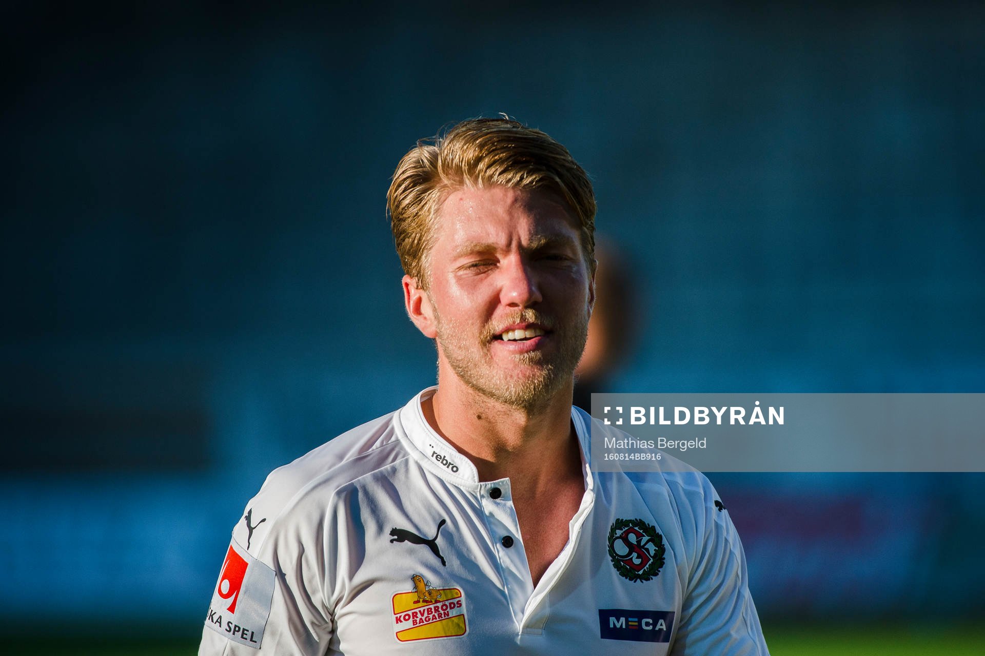 Örebros Martin Broberg efter slutsignal i fotbollsmatchen i Allsvenskan mellan Häcken och Örebro den 14 augusti 2016 i Göteborg.
