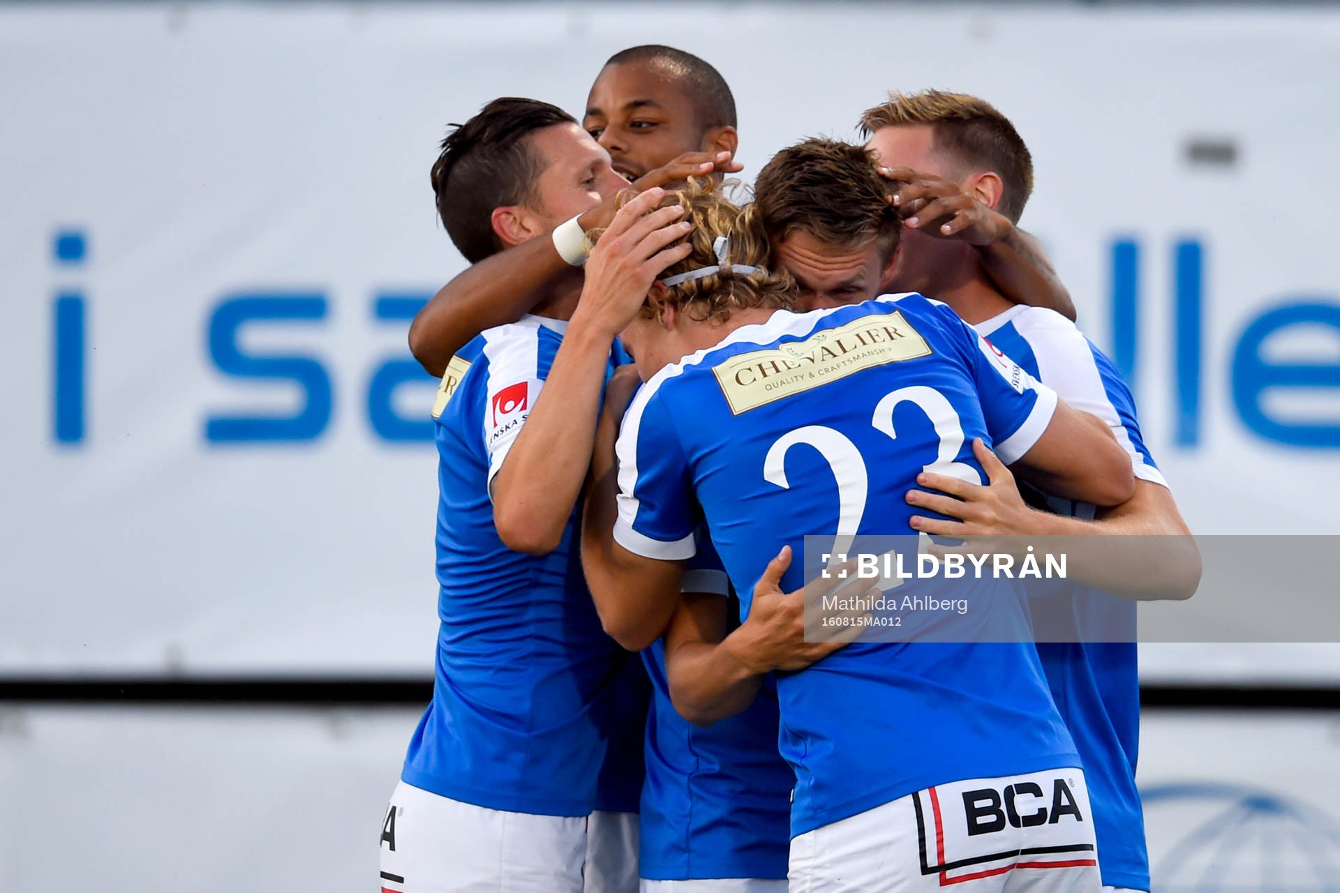 Trelleborgs Marcus Pode jublar med lagkamraterna
