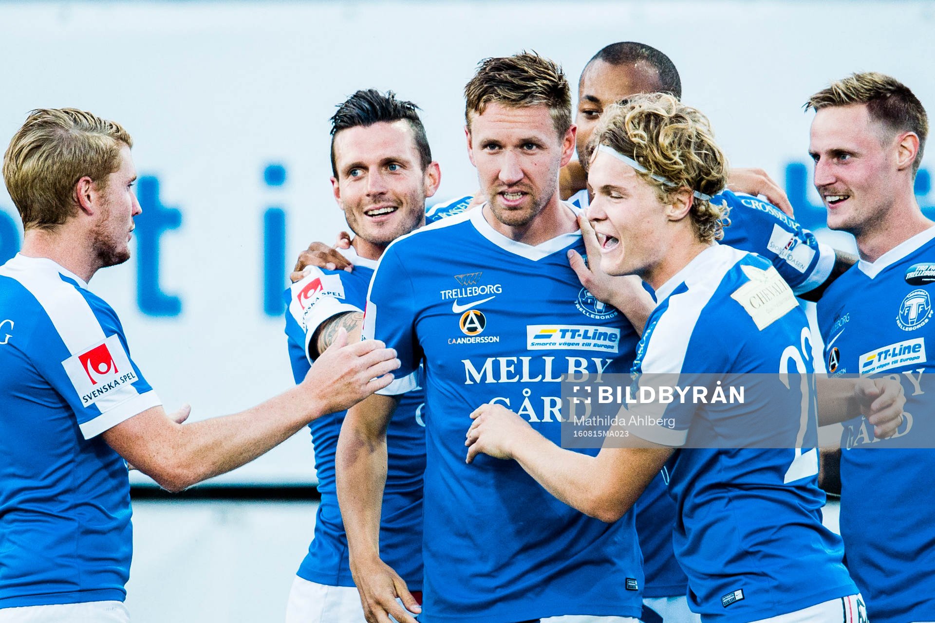 Trelleborgs Marcus Pode jublar med lagkamraterna