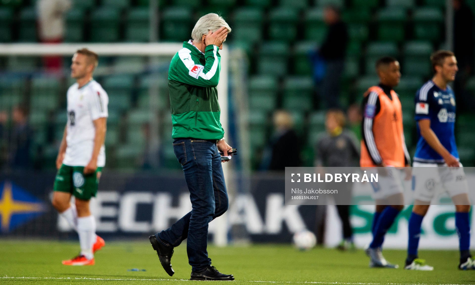 Hammarbys tränare Nanne Bergstrand deppar