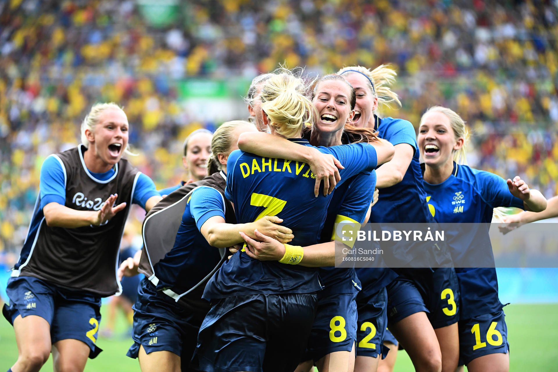 Sveriges Lotta Schelin kramar om Lisa Dahlkvist i