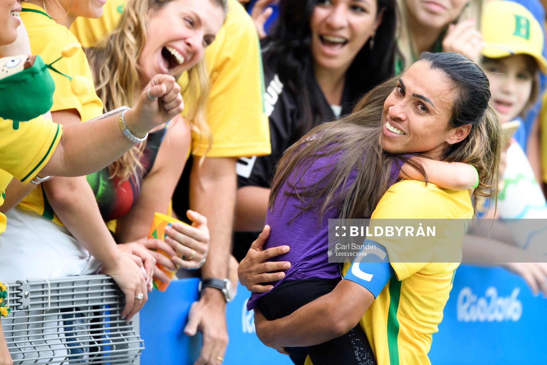 Brasiliens Marta hyllas av publiken