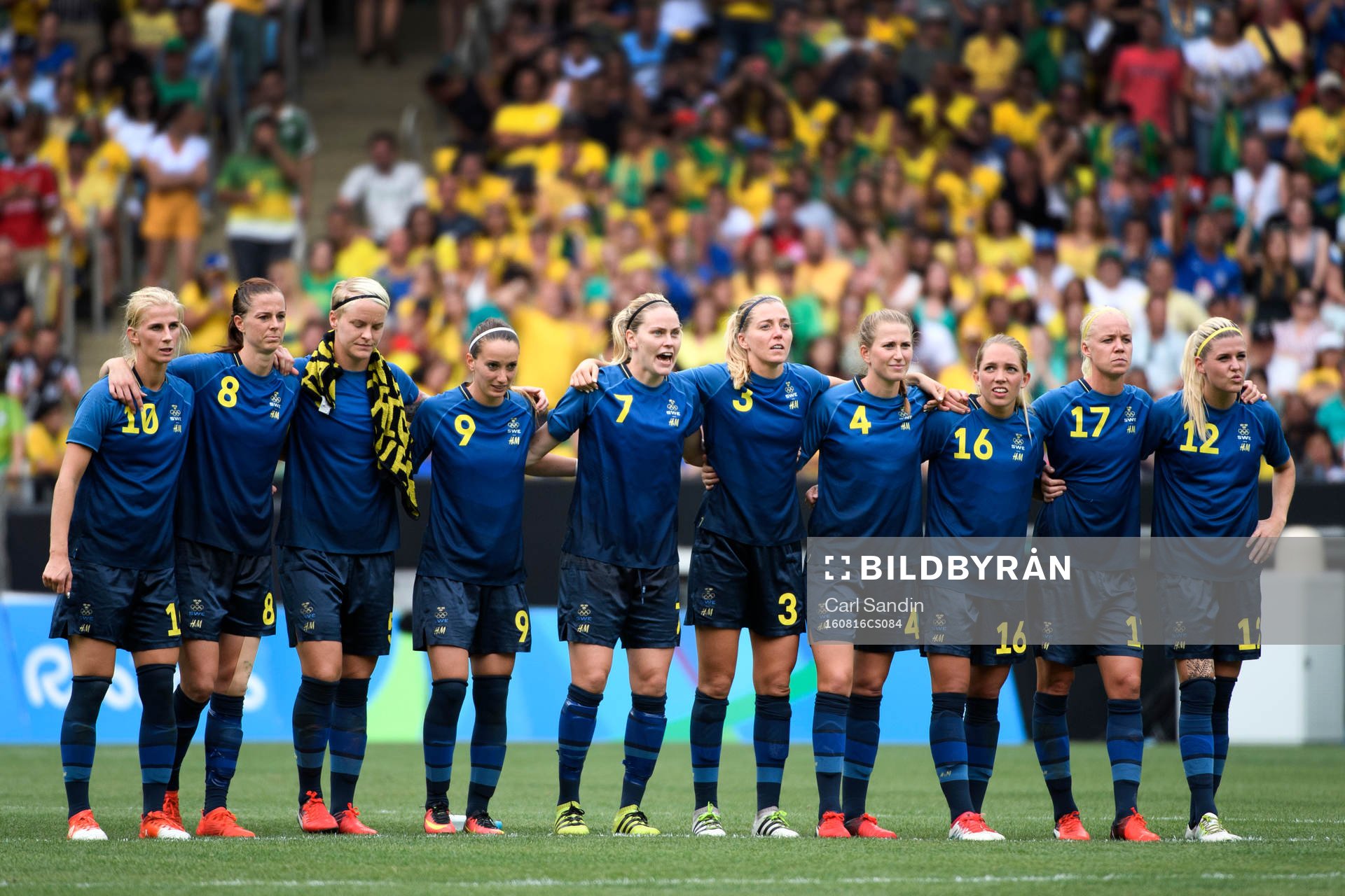 De svenska spelarna står uppställda