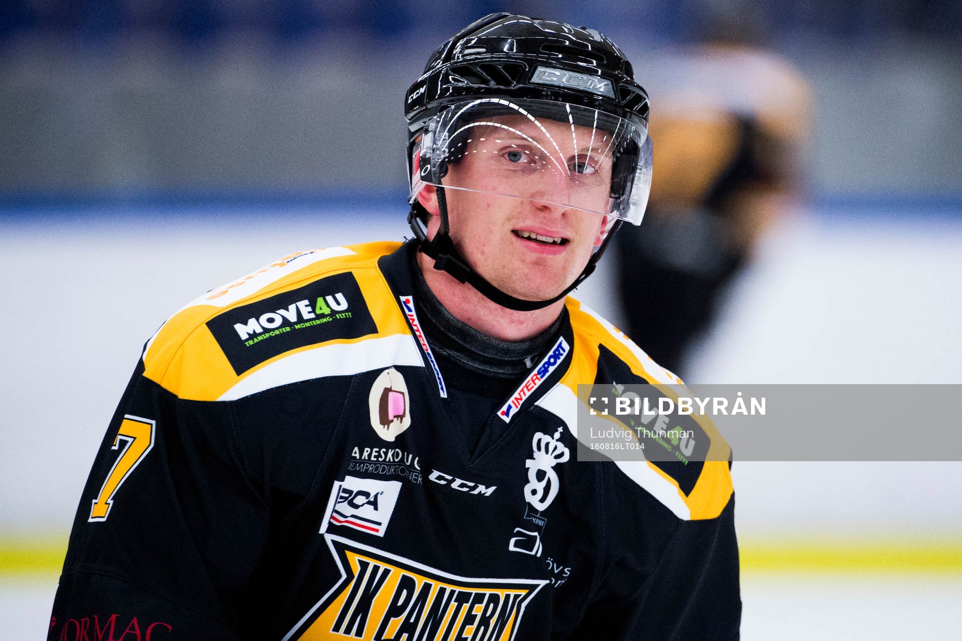 Panterns Filip Windlert värmer upp