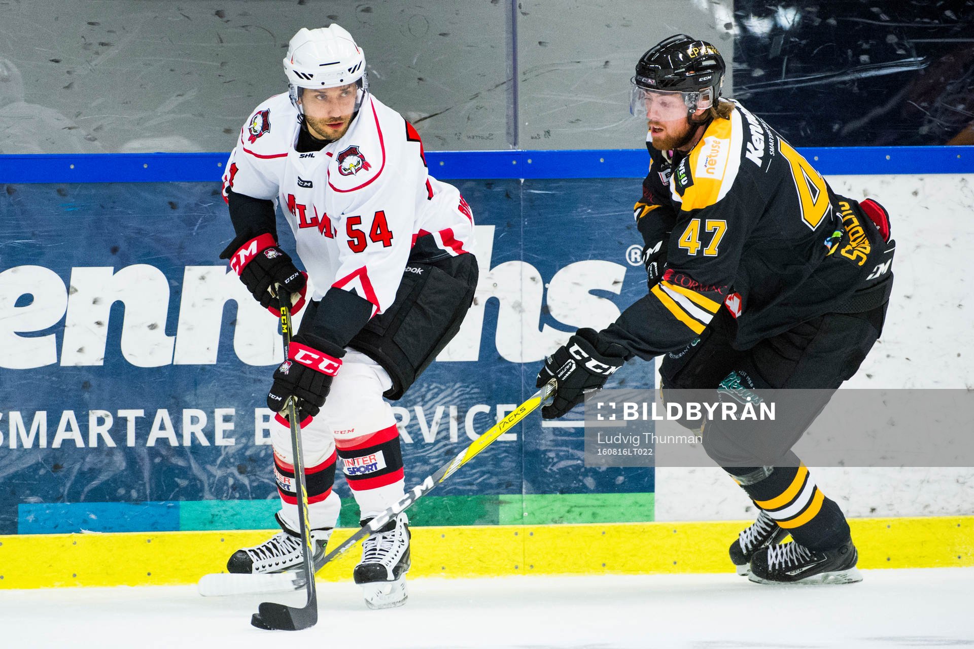Malmö Redhawks Fabian Brunnström och Panterns Andreas