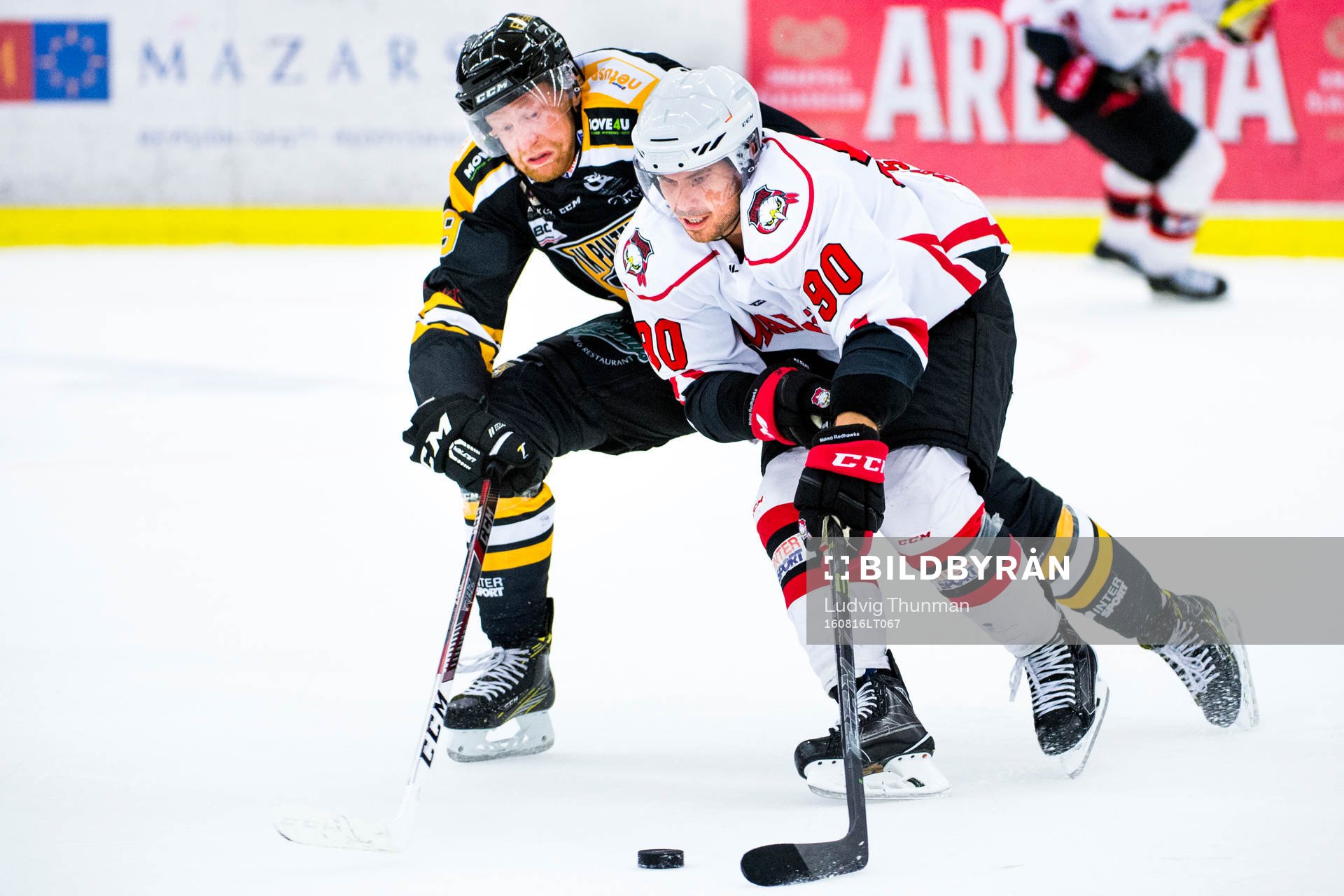 Panterns Jakob Karlsson och Malmö Redhawks Mattias Persson