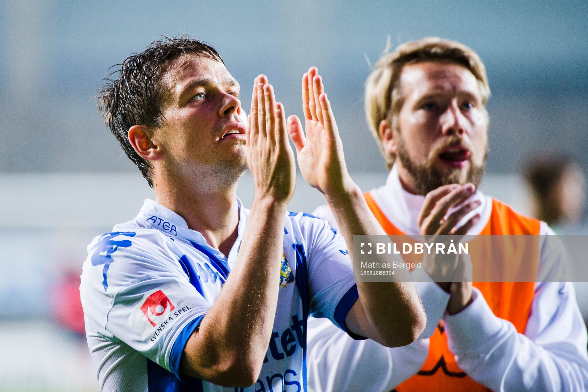 IFK Göteborgs Mads Albeck tackar publiken