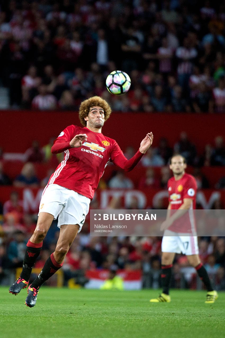 Manchester Uniteds Marouane Fellaini under fotbollsmatchen i Premier League mellan Manchester United och Southampton den 19 augusti 2016 i Manchester.