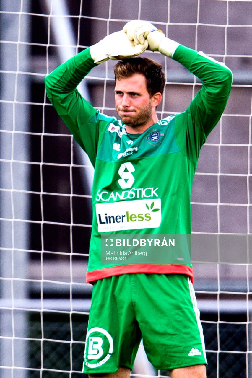 Ängelholms målvakt Carl Lindell