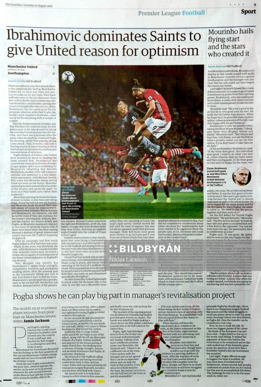 Engelska tidningar skriver om Zlatan Ibrahimovic dagen efter hemmapremiären den 20 augusti 2016 i Manchester.