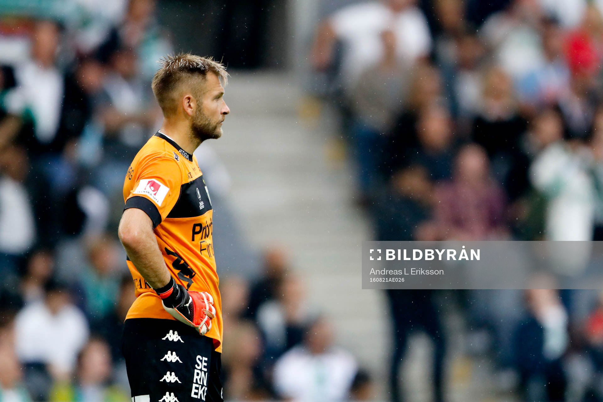 IFK Göteborgs målvakt John Alvbåge deppar