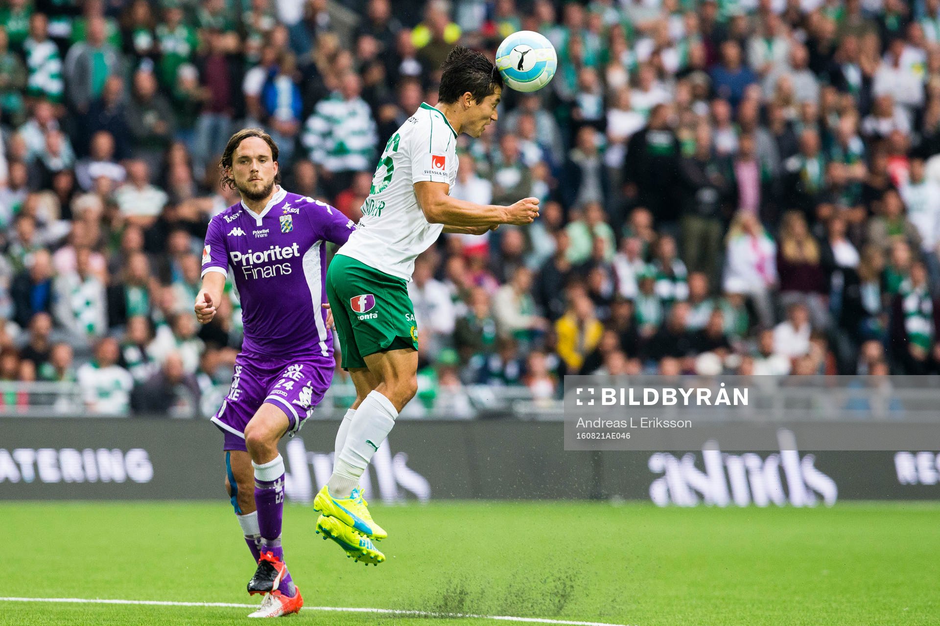 IFK Göteborgs Tom Pettersson ser på när Hammarbys David