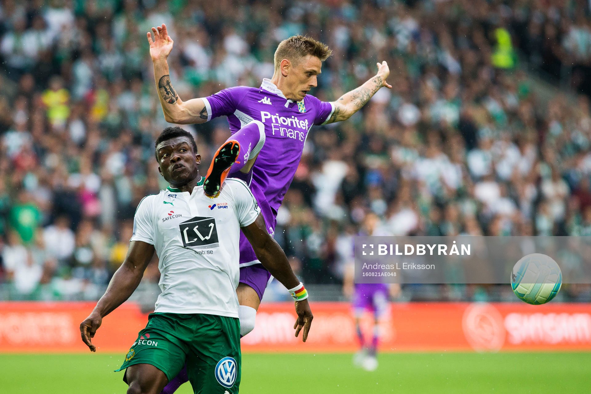 Hammarbys Joseph Aidoo och IFK Göteborgs Sören Rieks i
