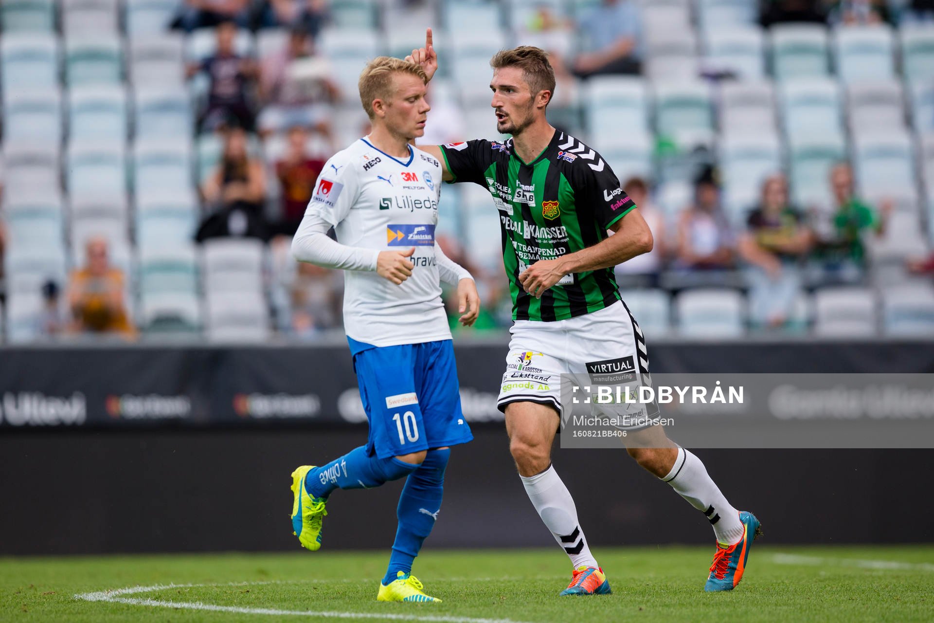 GAIS Dardan Rexhepi jublar jämte deppande Värnamos Johan