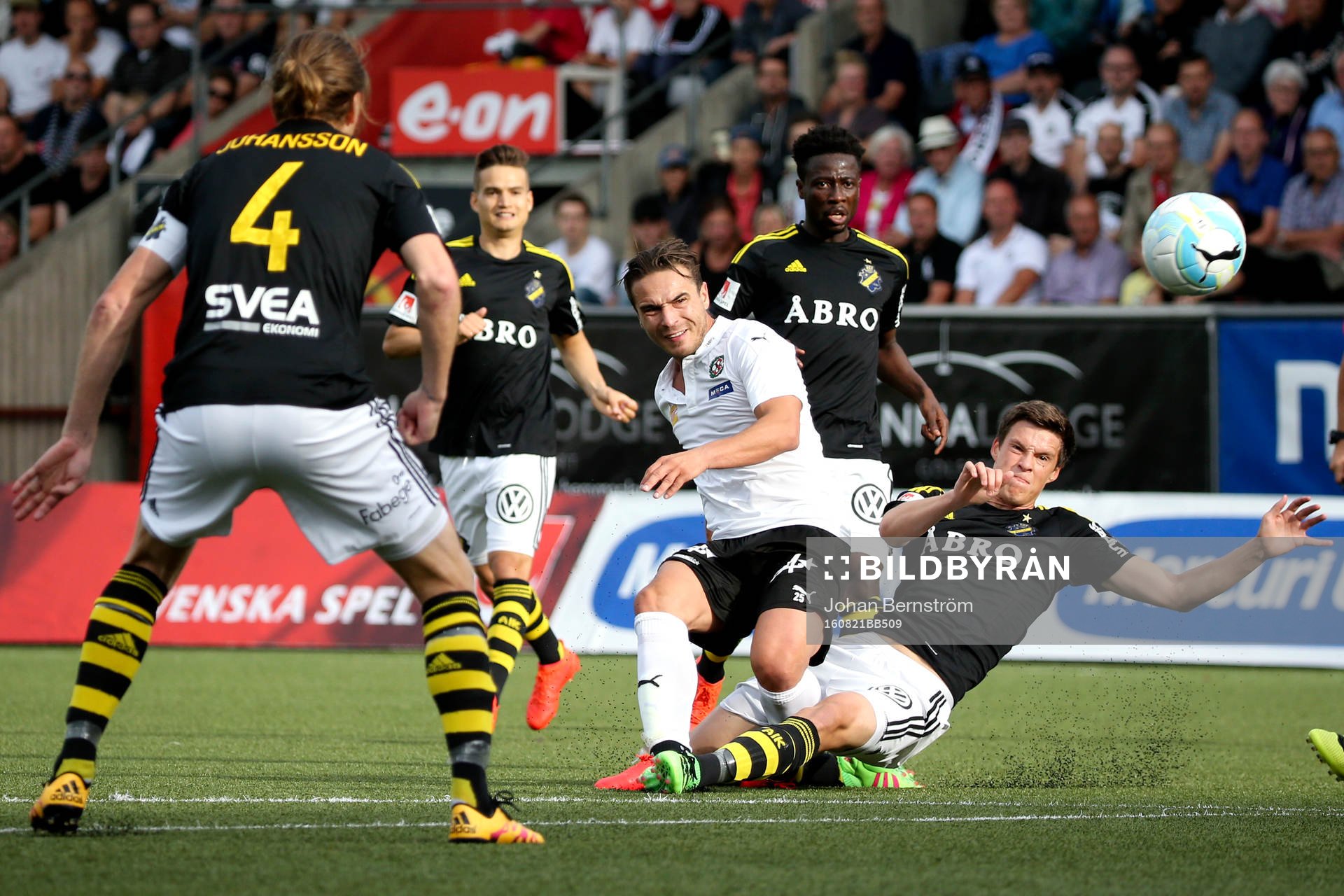Örebros Nordin Gerzic