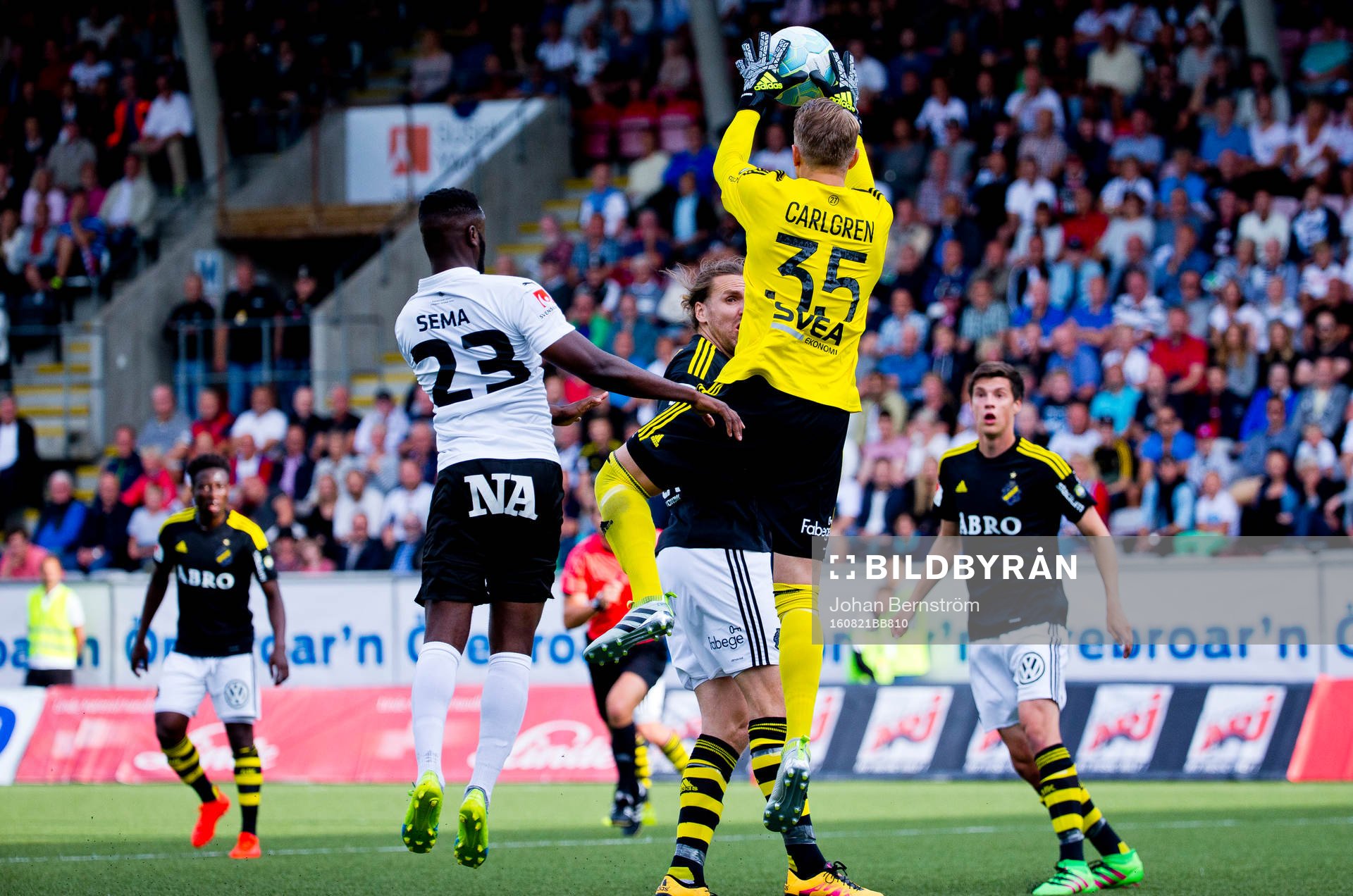 s målvakt Patrik Carlgren
