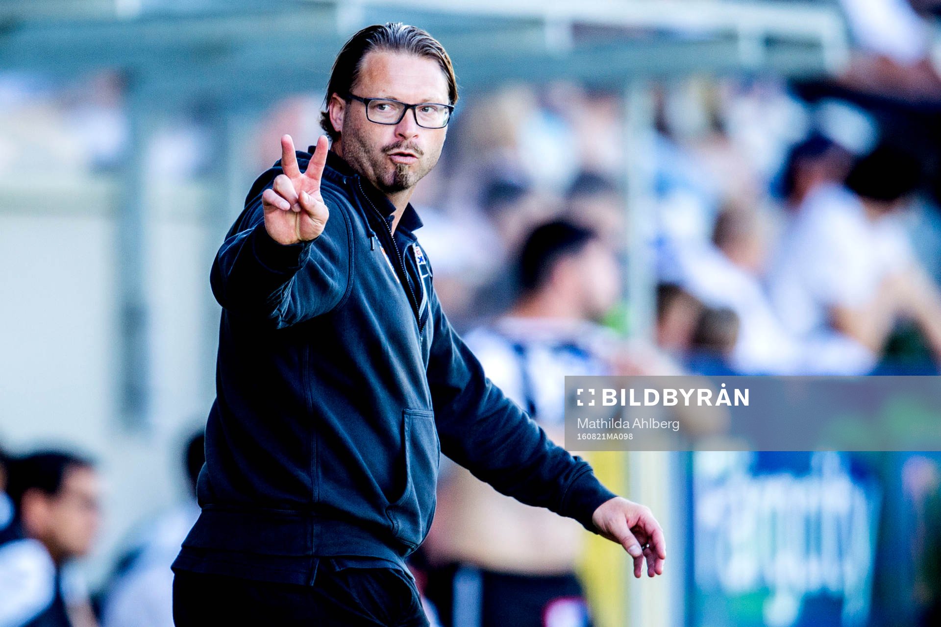 Kristianstads tränare Joakim Persson under fotbollsmatchen i division 1 mellan Landskrona och Kristianstad den 21 augusti 2016 i Landskrona.