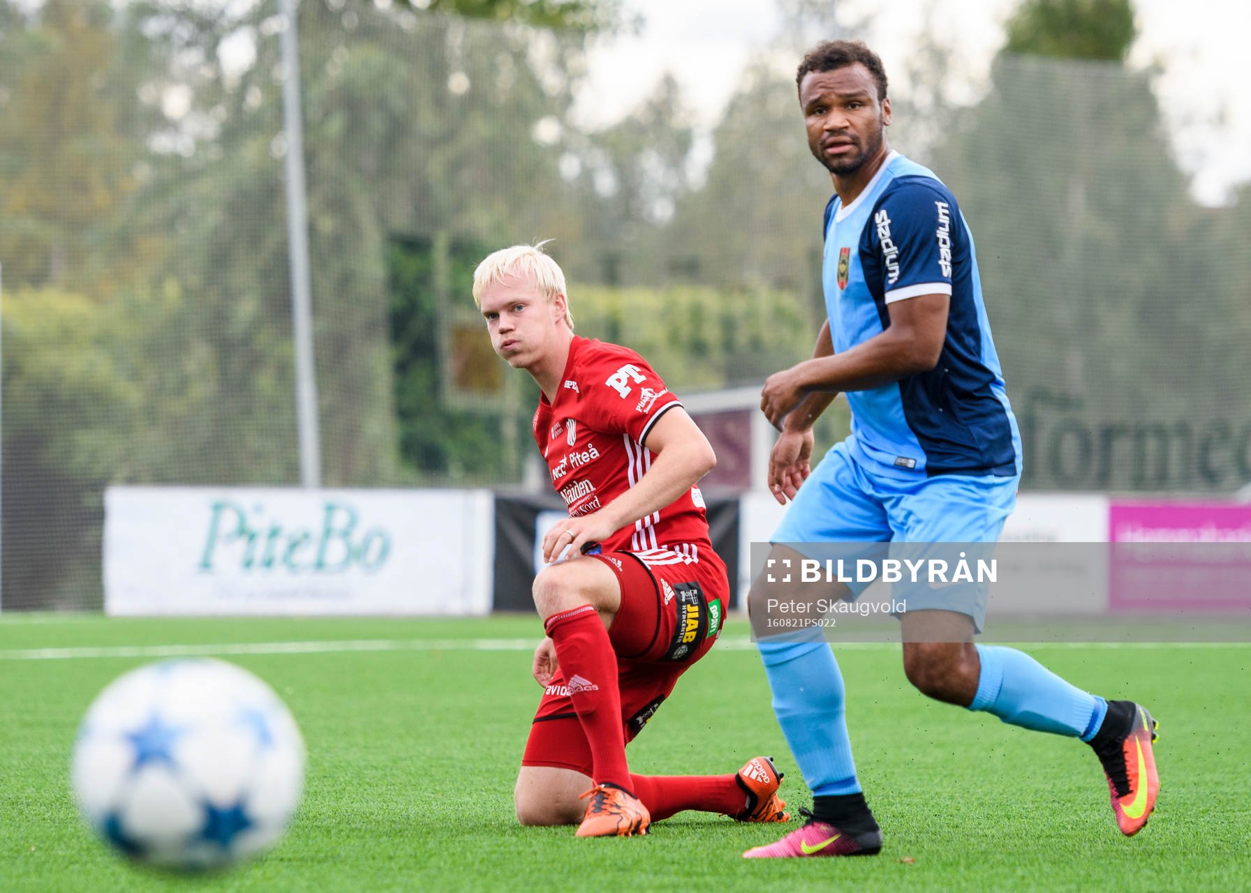 s Kristoffer Thydell och Brommapojkarna:s Serge-Junior