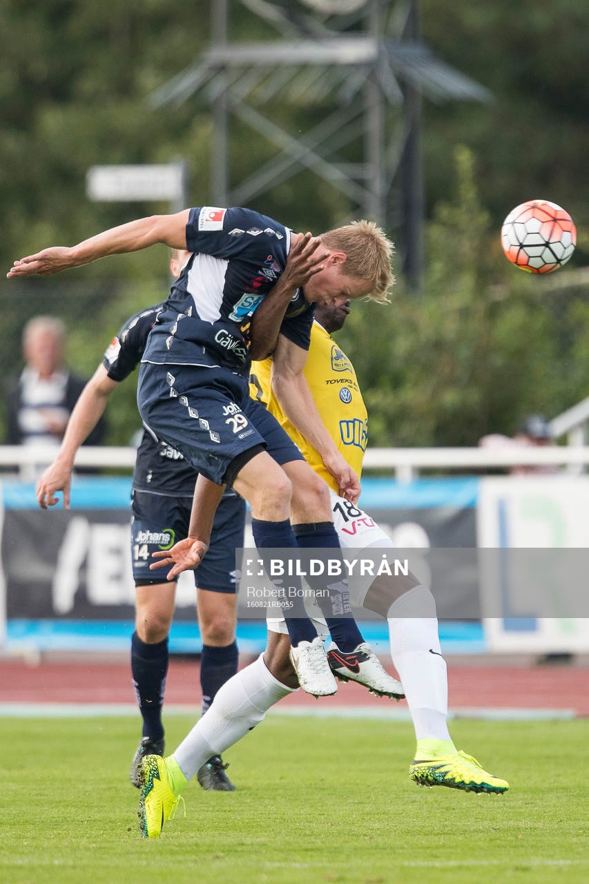 Gefles Martin Rauschenberg och Falkenbergs Hakeem Araba