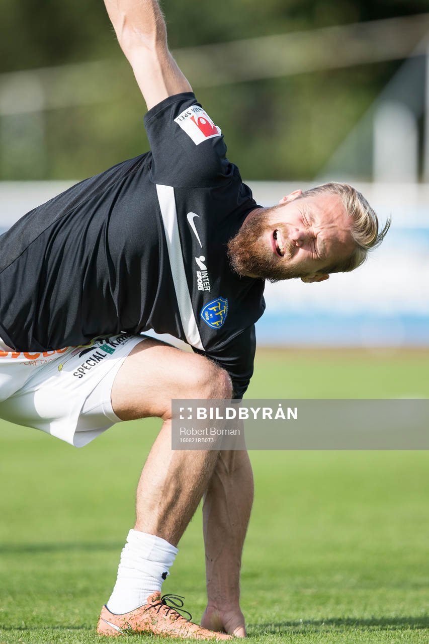 Falkenbergs Akseli Pelvas inför fotbollsmatchen i Allsvenskan mellan Falkenberg och Gefle den 21 Augusti 2016 i Falkenberg