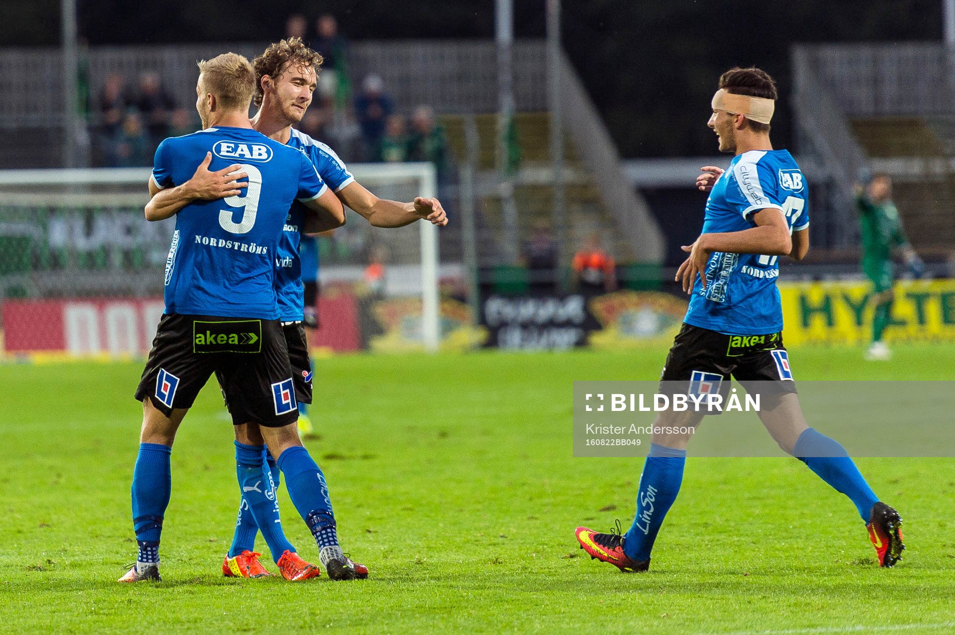 Halmstads Alexander Henningsson jublar