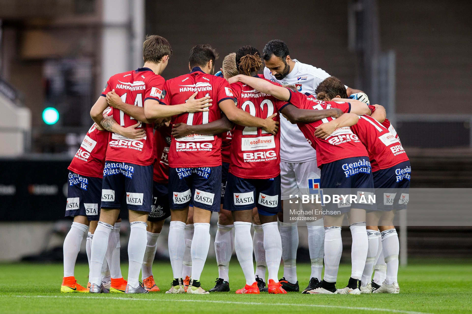 Örgryte samlade innan fotbollsmatchen i Superettan mellan
